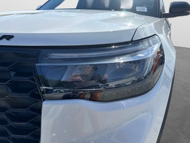 New 2027 Ford Explorer ST-Line w/ ST-Line Street Pack RWD image 10