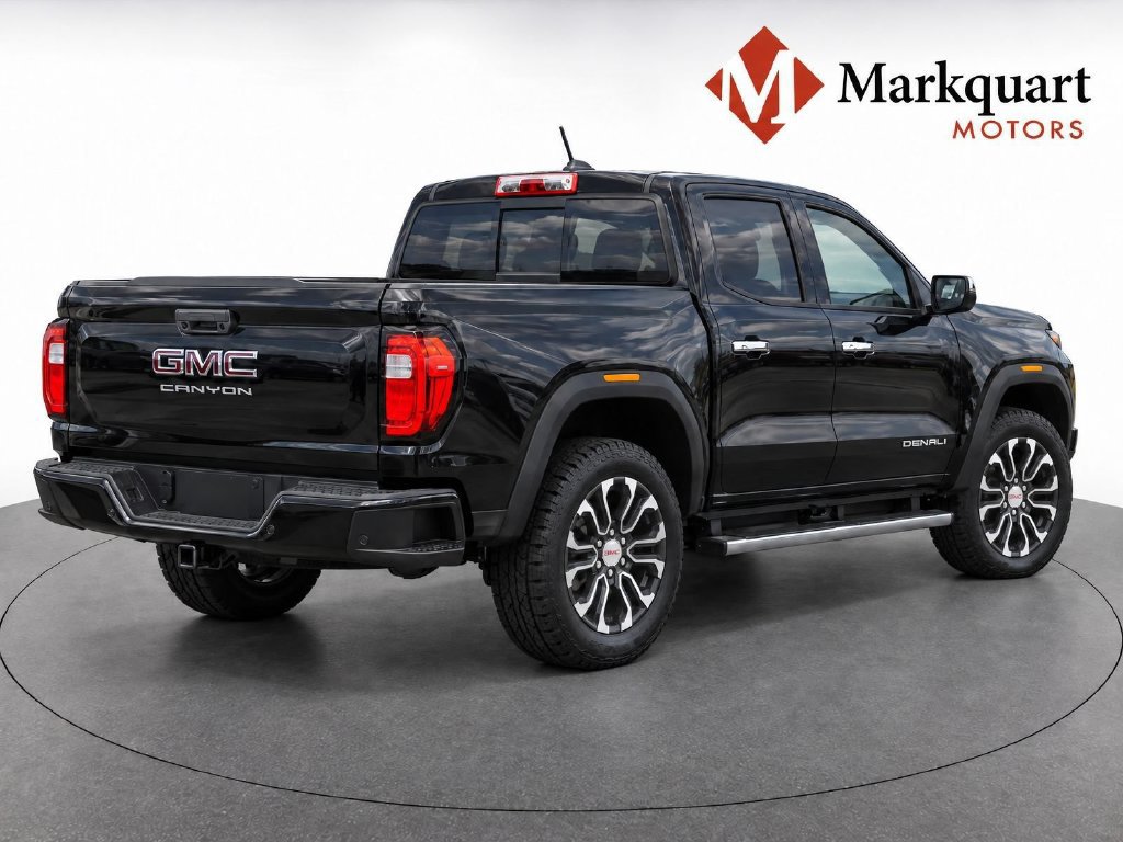 New 2026 GMC Canyon Denali w/ LPO, Black Badging Package AWD/4WD image 3