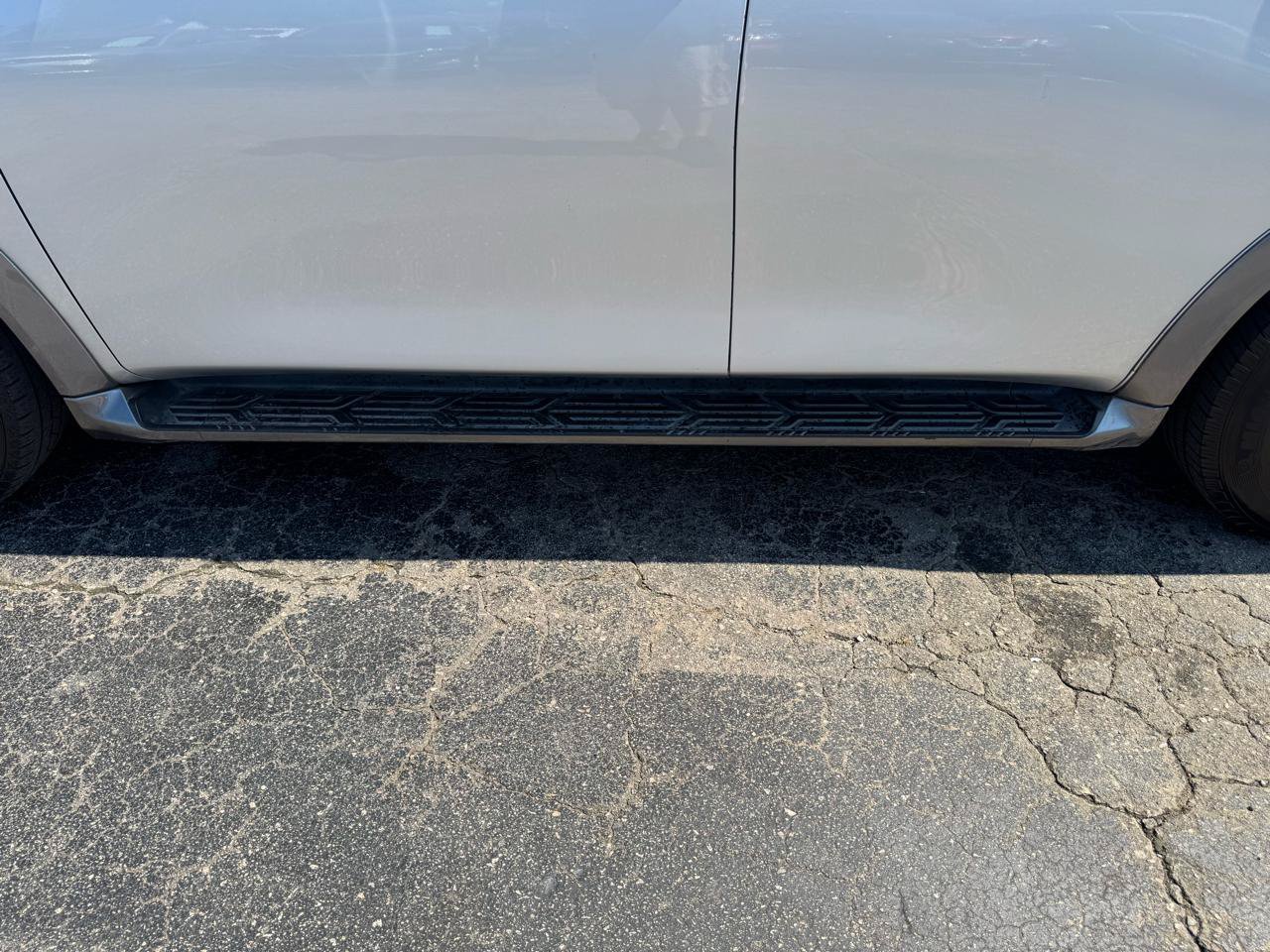 Used 2018 Nissan Armada SV w/ Driver Package AWD/4WD image 13