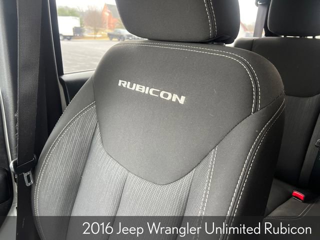 Used 2016 Jeep Wrangler Unlimited Rubicon w/ Connectivity Group image 34