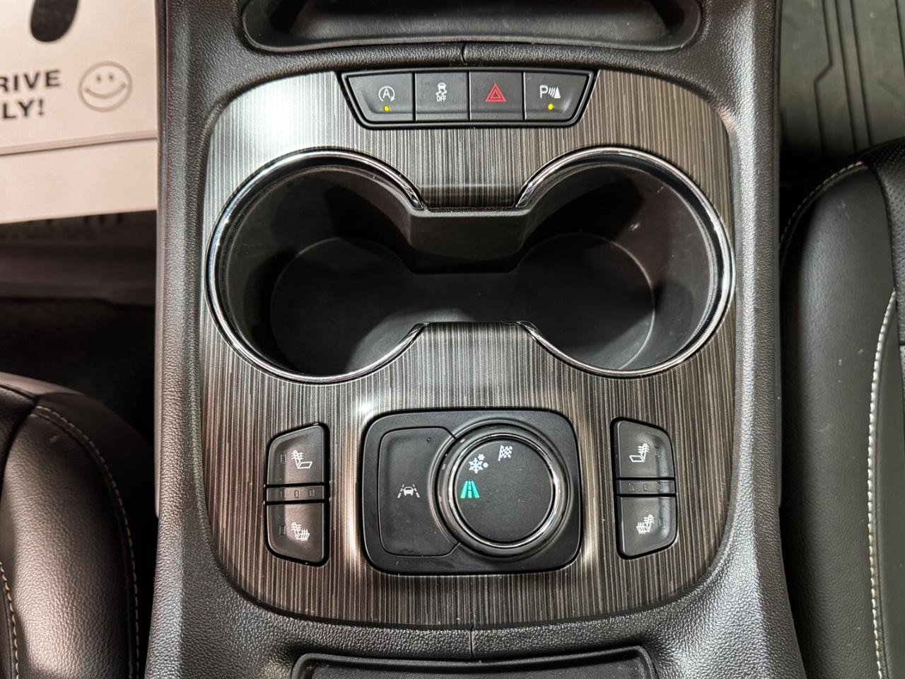 Used 2023 GMC Acadia SLT w/ Elevation Edition image 23