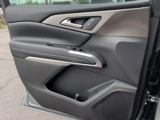 New 2026 Chevrolet Traverse LT w/ Driver Confidence Package image 16