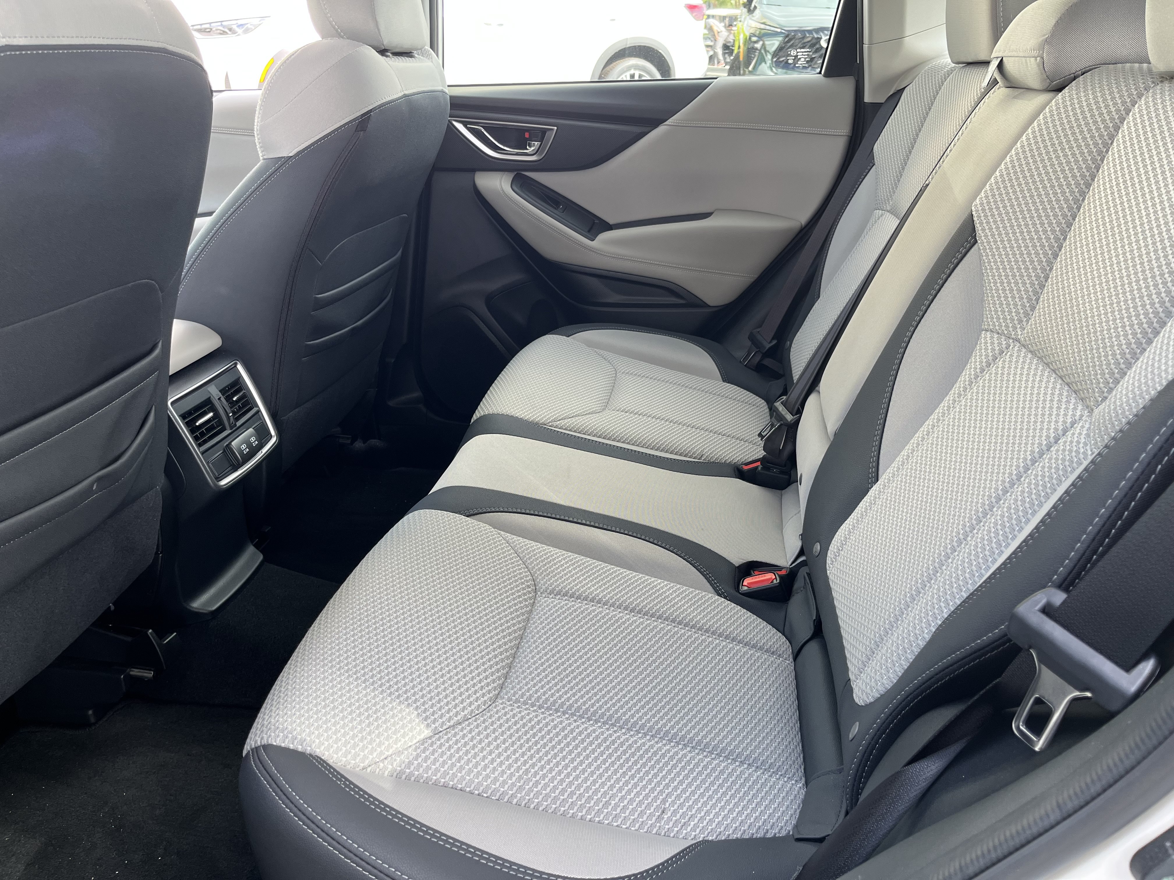 Used 2024 Subaru Forester Premium AWD/4WD image 14