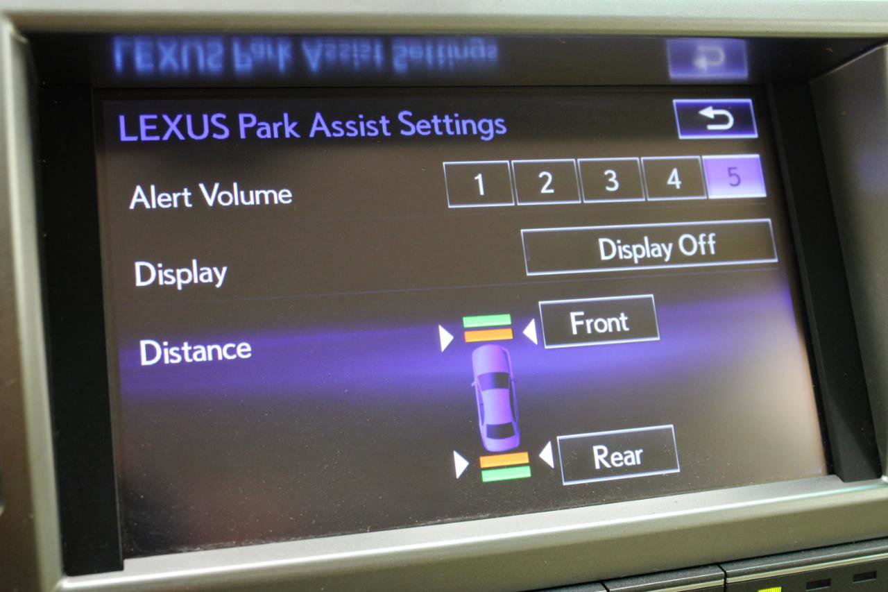 Used 2015 Lexus GX 460 w/ Premium Package AWD/4WD image 63