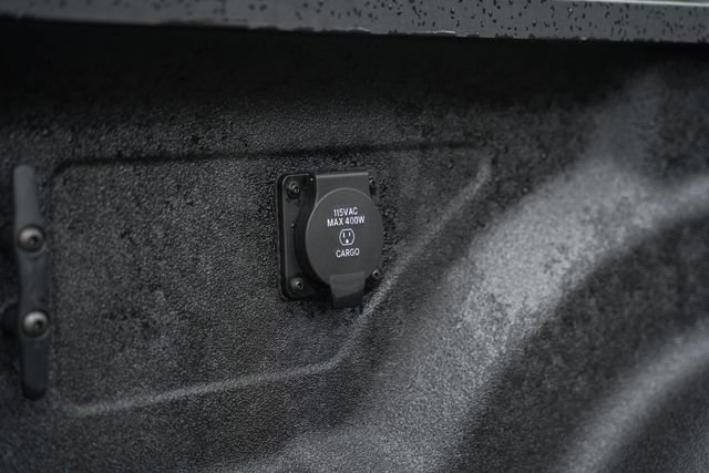 New 2026 RAM 3500 Laramie AWD/4WD image 15