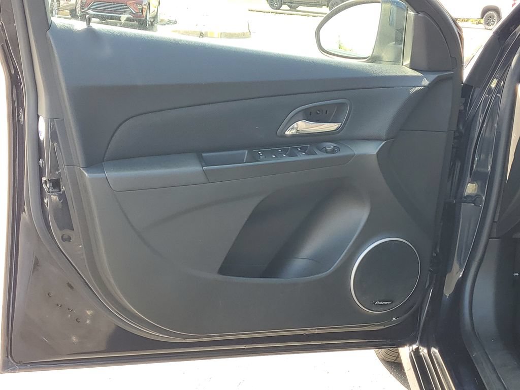 Used 2015 Chevrolet Cruze LT w/ Sun And Sound Package FWD image 22