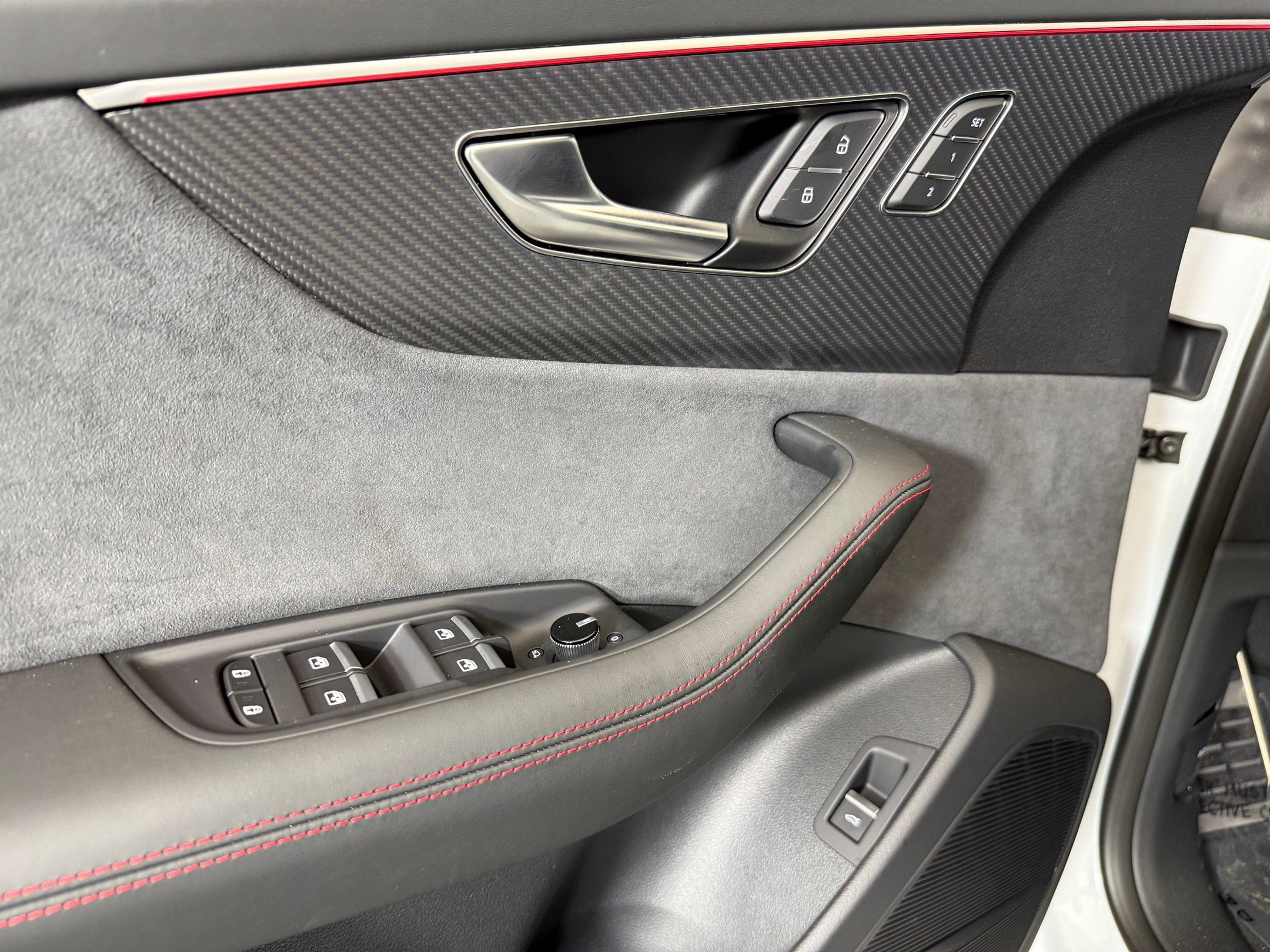 New 2026 Audi SQ8 Prestige image 14