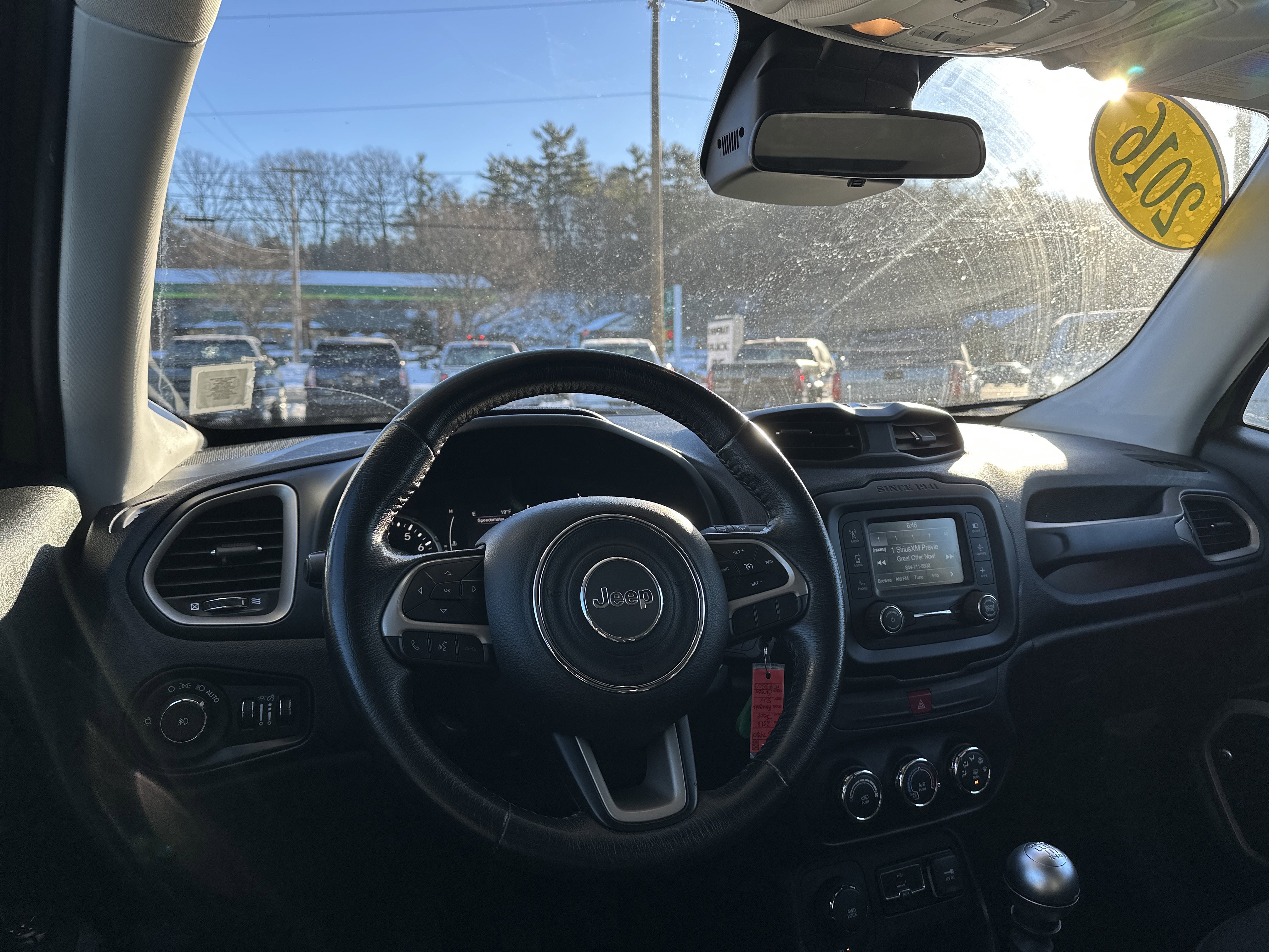 Used 2016 Jeep Renegade 75th Anniversary image 15