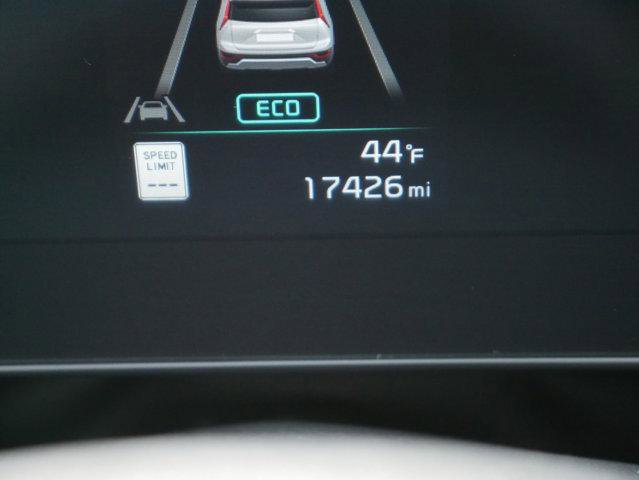 Used 2023 Kia Niro EX image 29