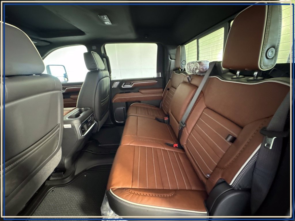 New 2026 GMC Sierra 3500 Denali Ultimate AWD/4WD image 31