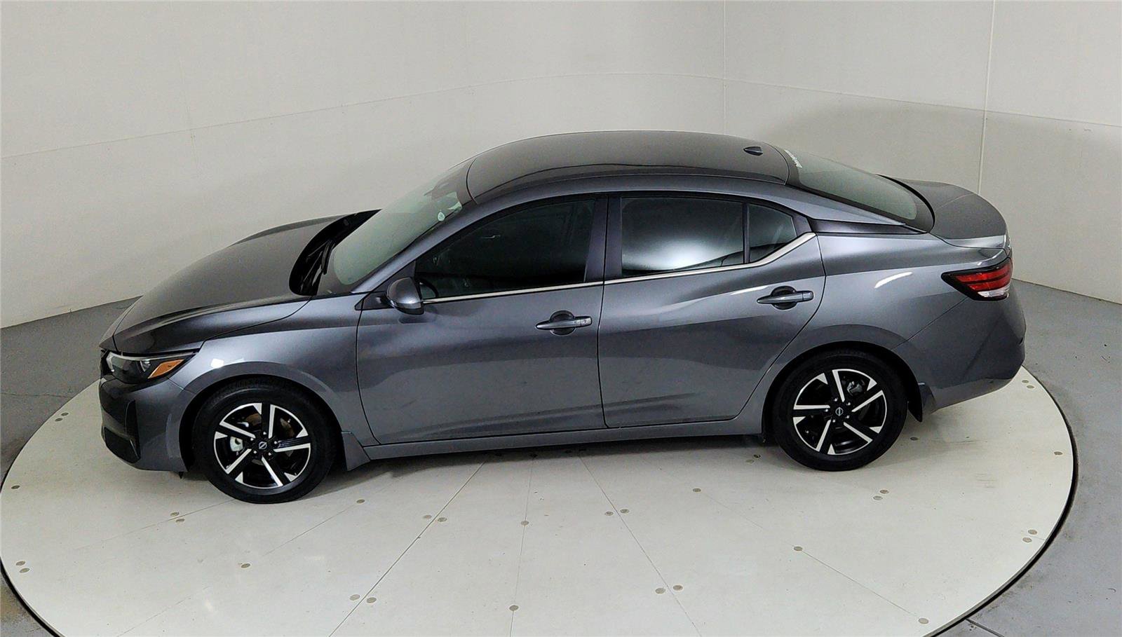 Certified 2025 Nissan Sentra SV w/ Trunk Package image 16