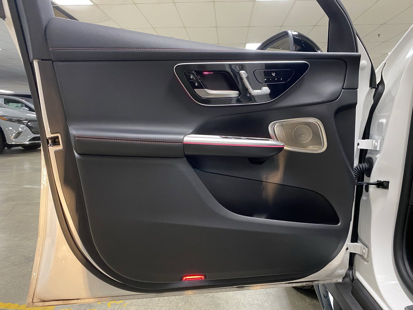 Used 2024 Mercedes-Benz GLC 43 AMG 4MATIC image 9