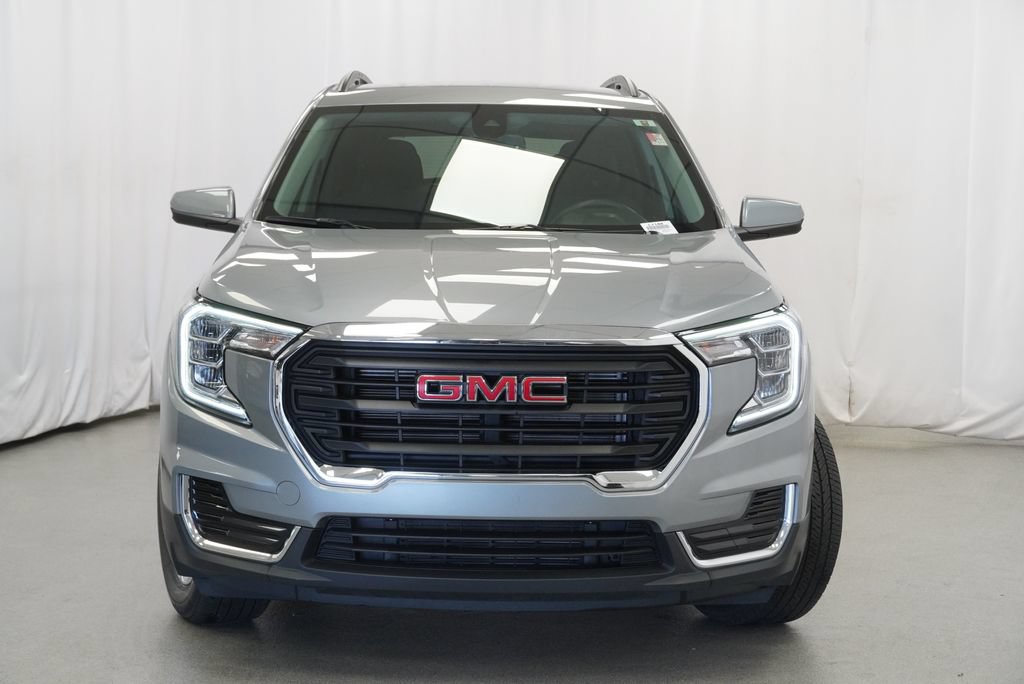 Used 2024 GMC Terrain SLE w/ Driver Convenience Package AWD/4WD image 34