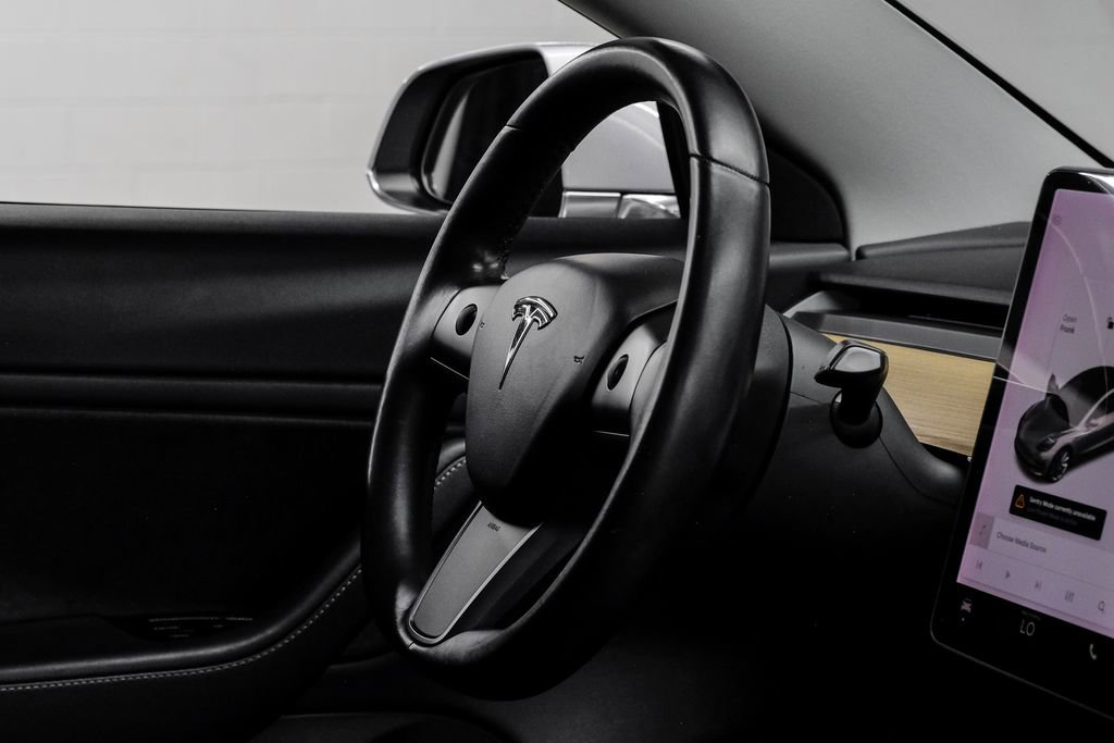 Used 2018 Tesla Model 3 Mid Range image 21