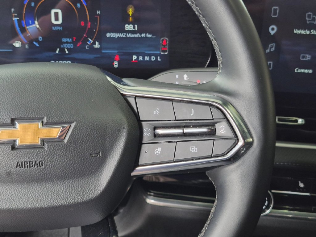 Used 2025 Chevrolet Equinox LT FWD image 13