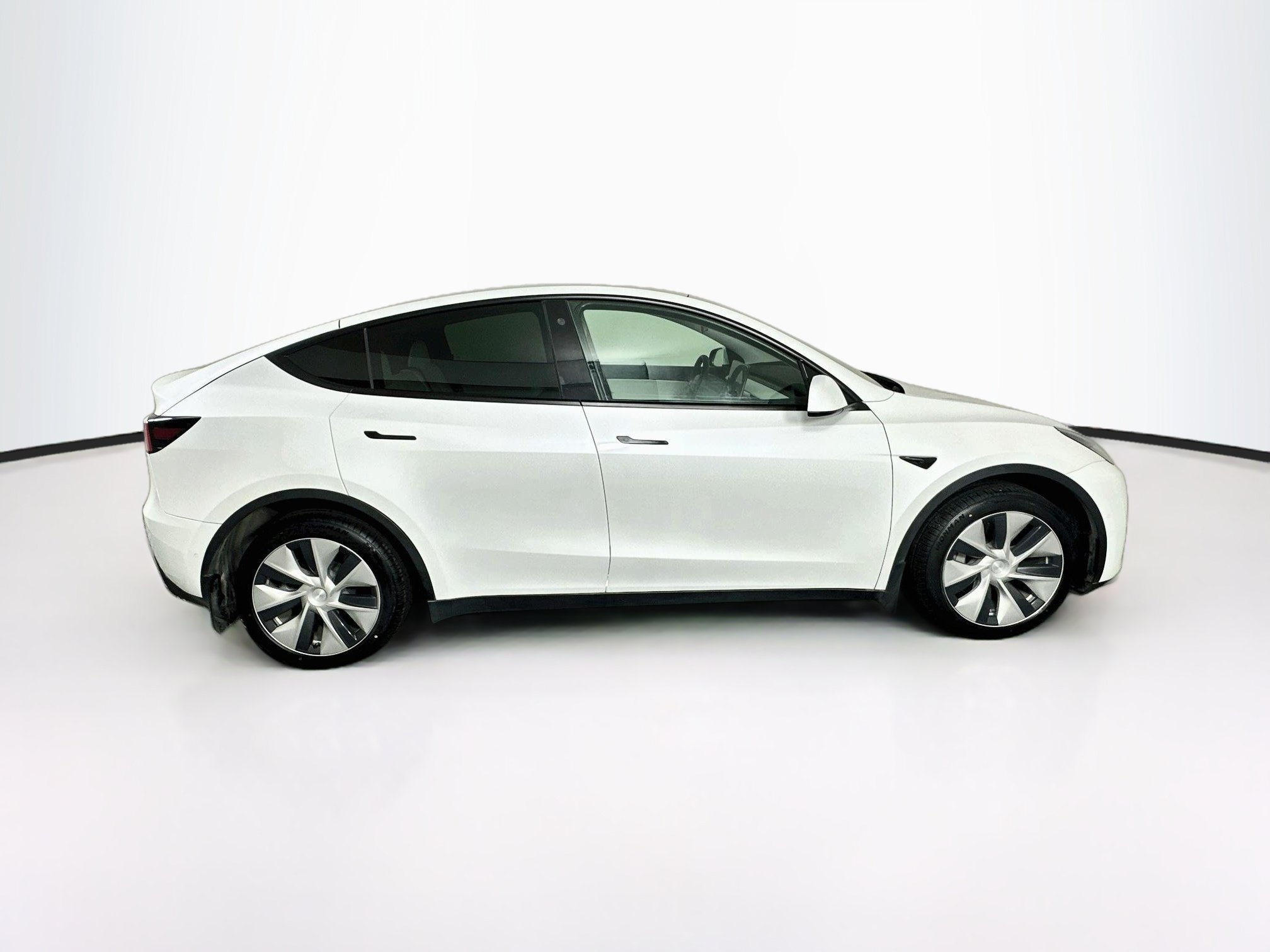 Used 2021 Tesla Model Y Long Range AWD/4WD image 10