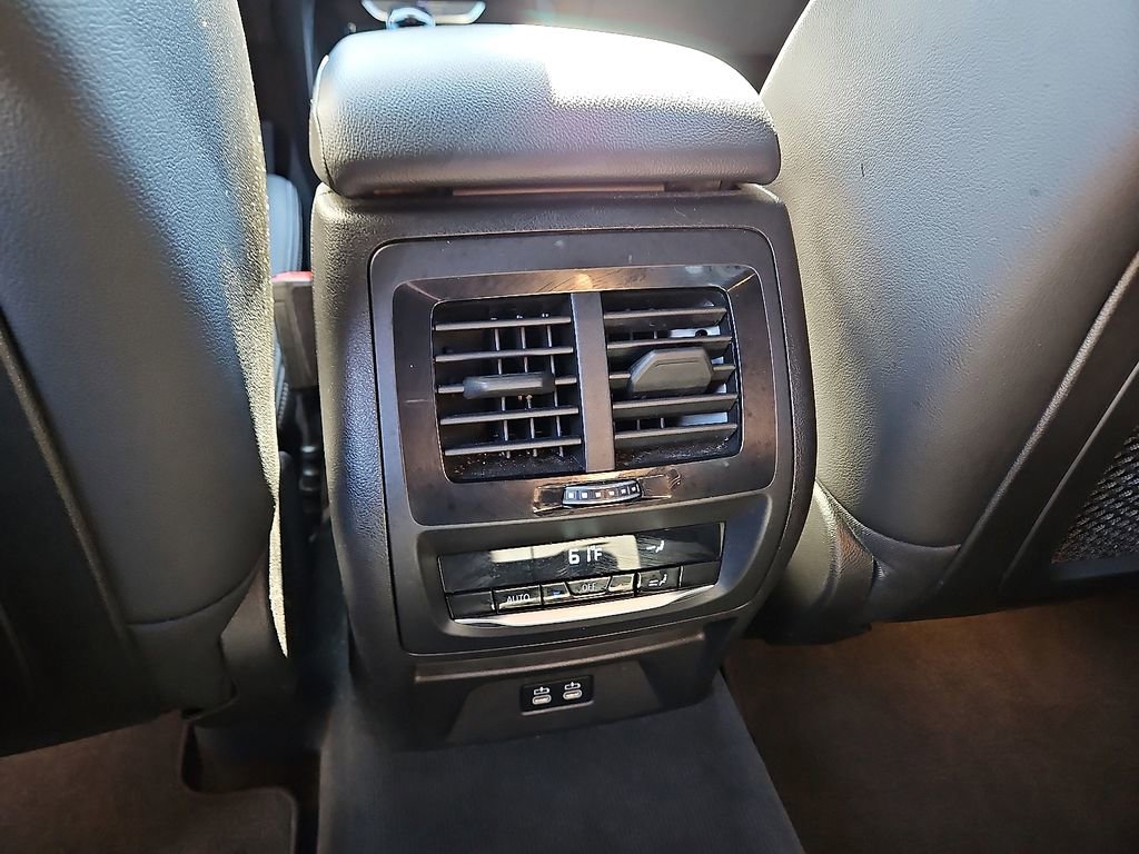 Used 2024 BMW X3 sDrive30i image 13