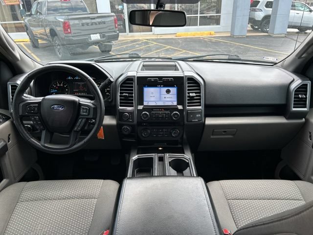 Used 2016 Ford F150 XLT w/ Equipment Group 302A Luxury AWD/4WD image 23