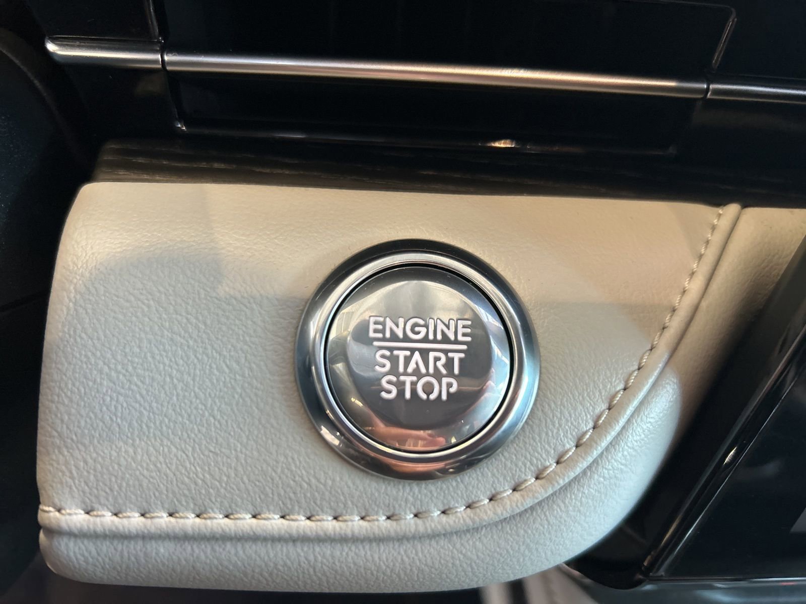 Used 2024 Lincoln Nautilus Reserve image 28