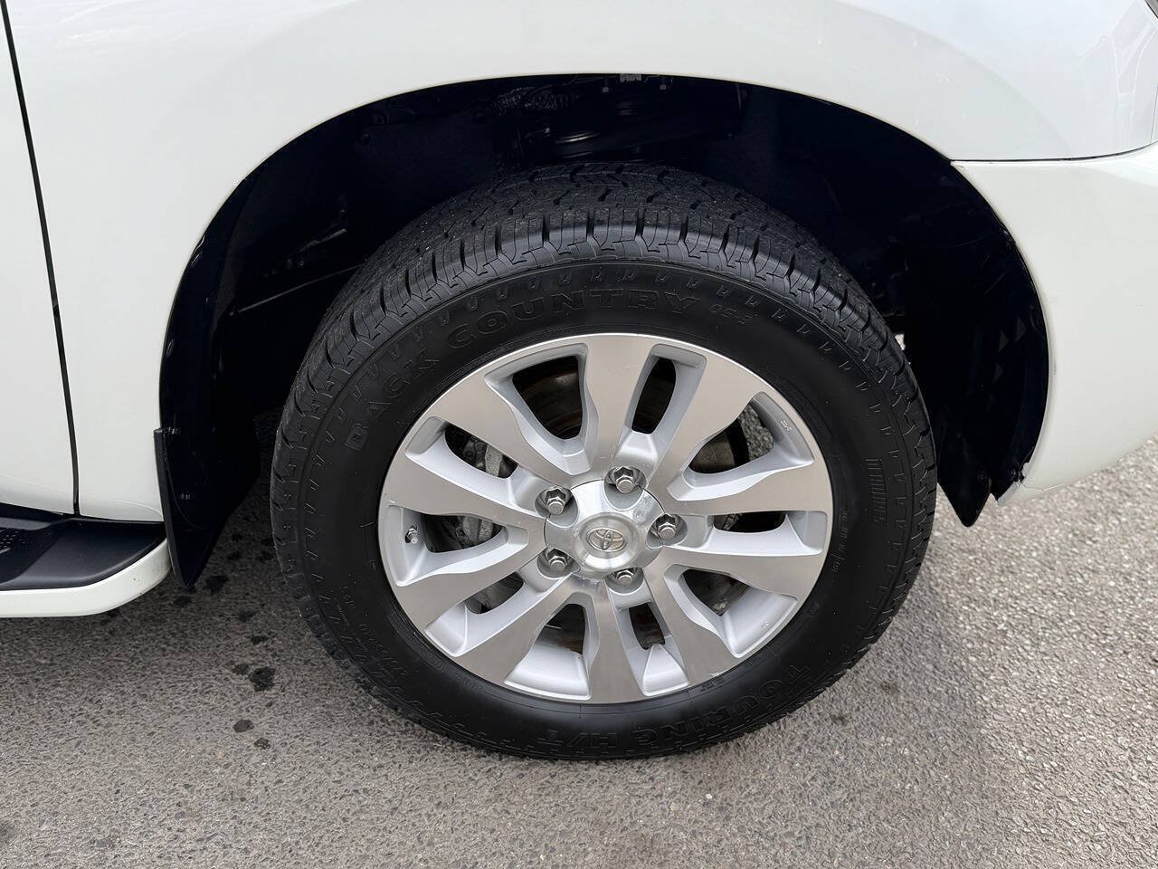 Used 2015 Toyota Sequoia Platinum AWD/4WD image 50