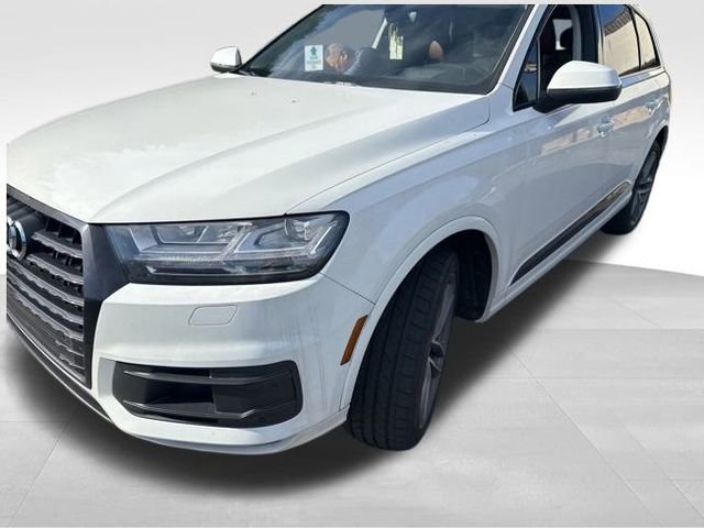Used 2017 Audi Q7 3.0T Prestige w/ Prestige Package image 1