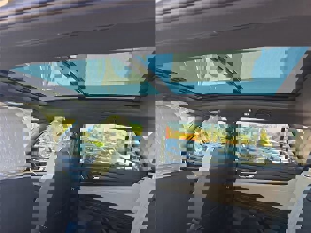 New 2026 Volkswagen Atlas Cross Sport SEL Premium R-Line image 28