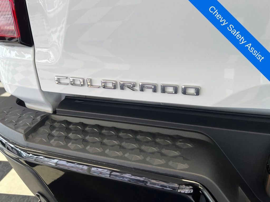 Used 2024 Chevrolet Colorado ZR2 w/ Safety Package image 13