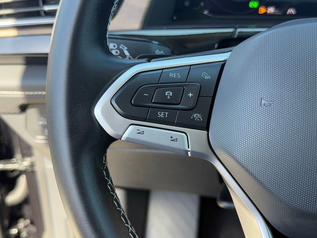 New 2026 Volkswagen Atlas SE image 14