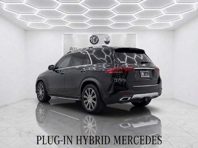 Used 2025 Mercedes-Benz GLE 450e 4MATIC image 5