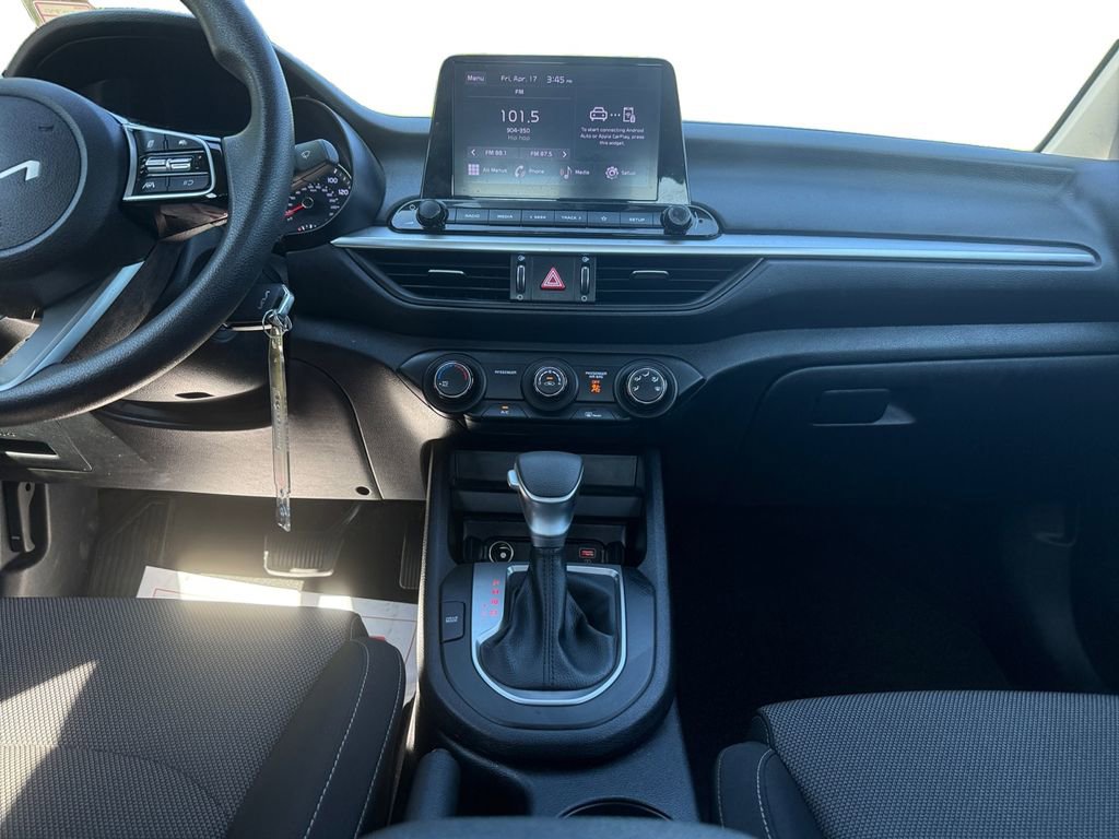 Used 2024 Kia Forte LXS w/ LXS Technology Package image 11