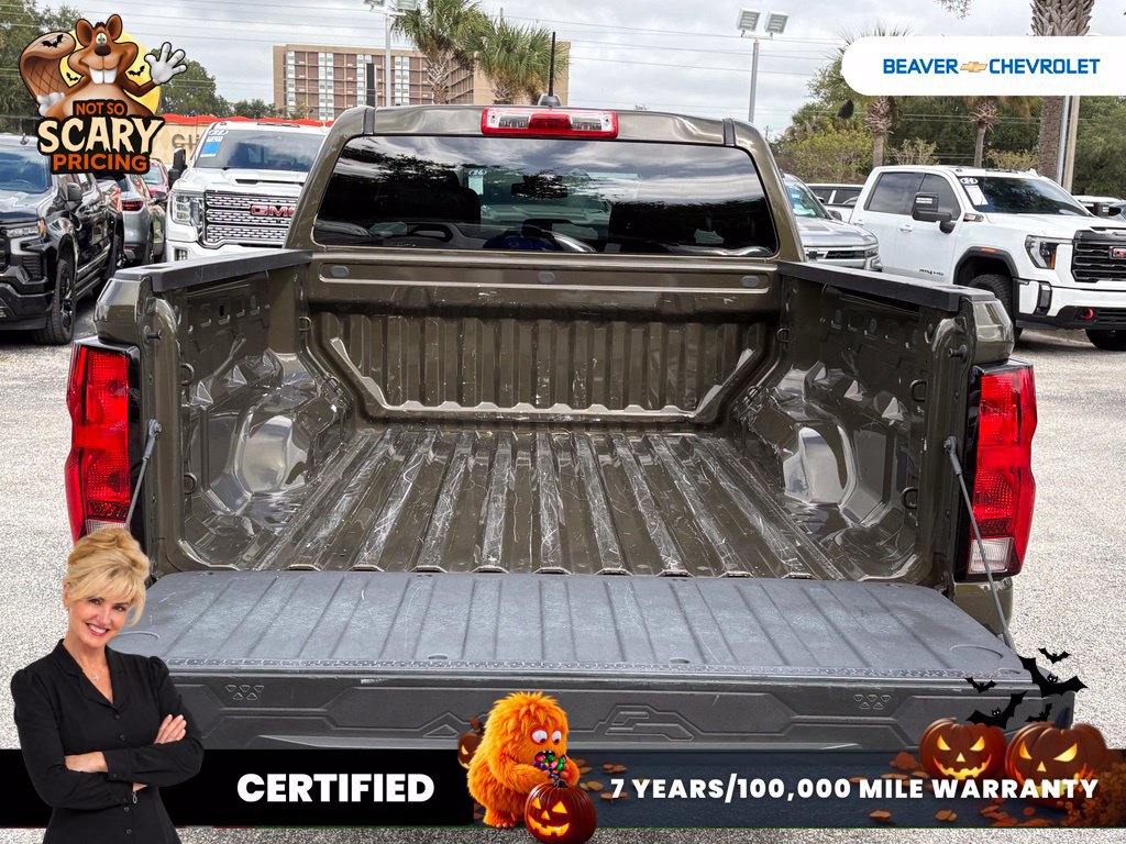 Used 2024 Chevrolet Colorado Trail Boss w/ Advanced Trailering Package AWD/4WD image 11