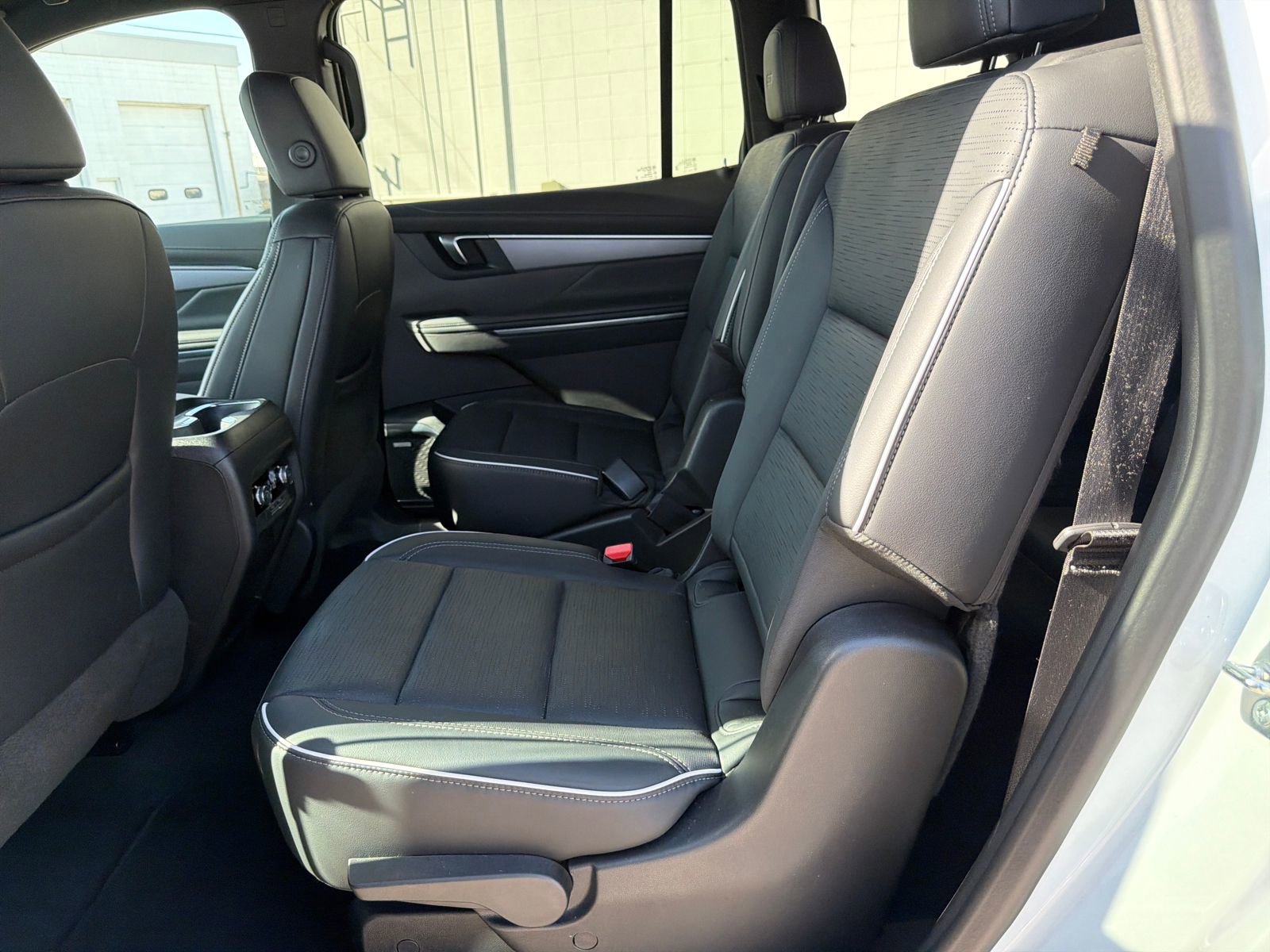 Used 2025 Buick Enclave Sport Touring image 13