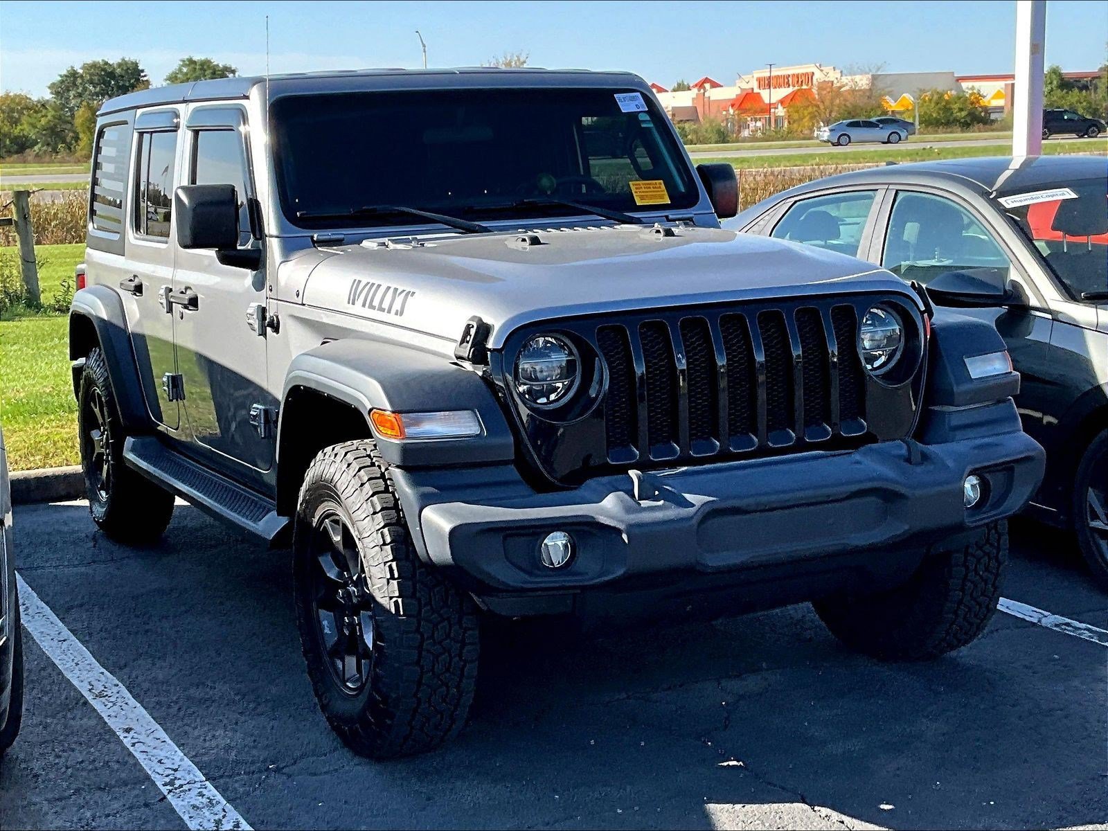 Used 2020 Jeep Wrangler Unlimited Sport AWD/4WD image 2