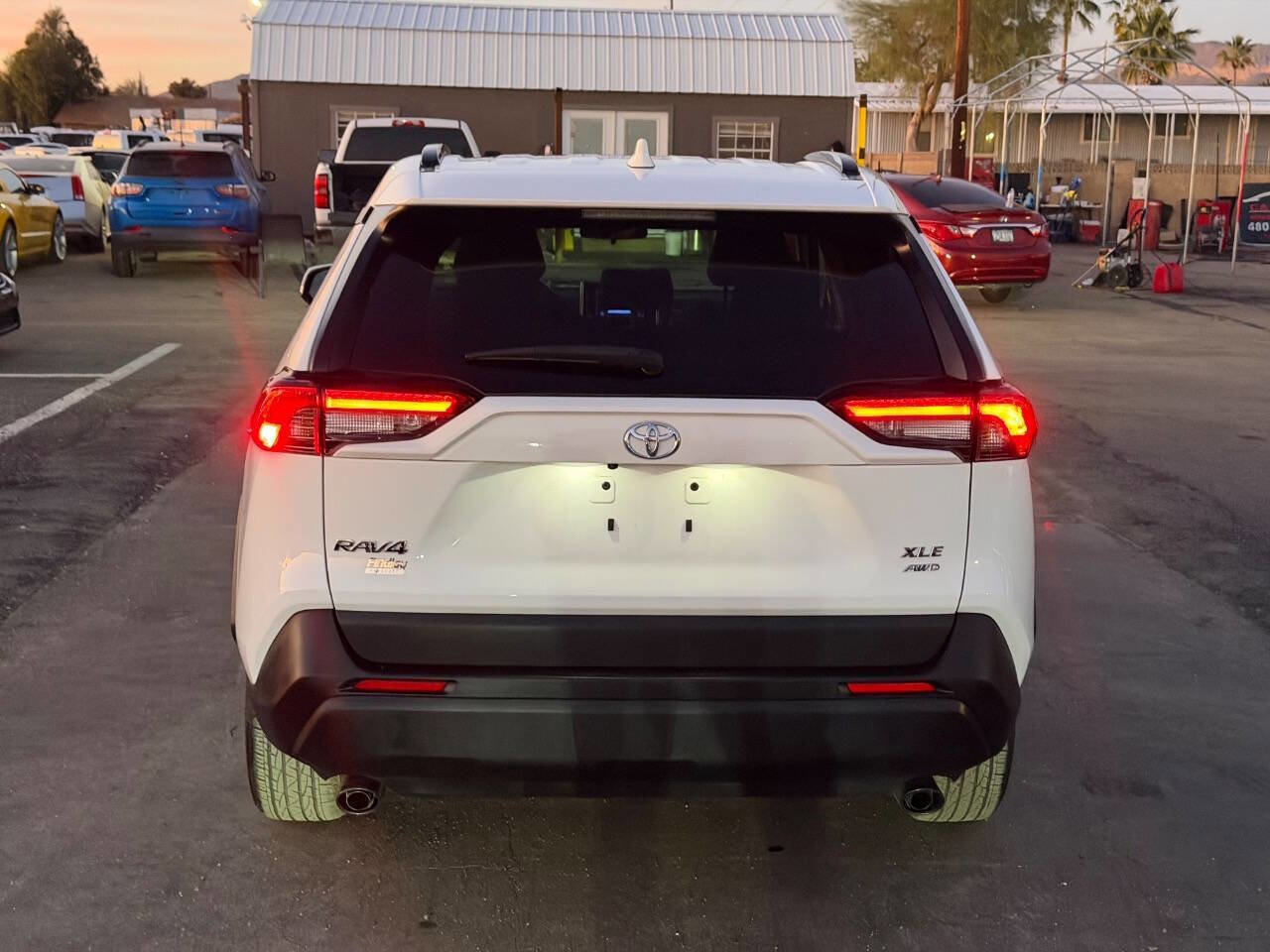 Used 2024 Toyota RAV4 XLE w/ Convenience Package image 10