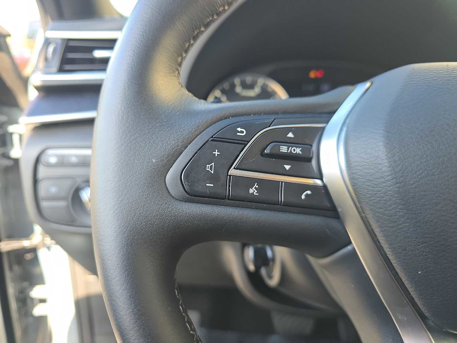 Certified 2025 INFINITI QX55 Sensory w/ Accent Package AWD/4WD image 33