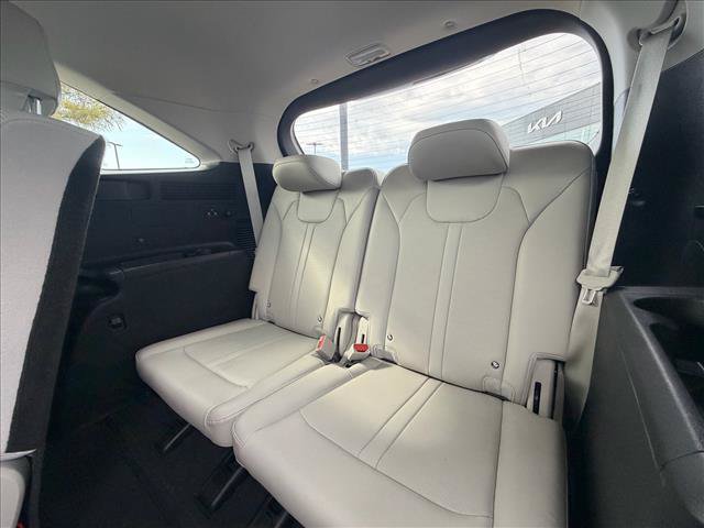 Used 2026 Kia Sorento S AWD/4WD image 7