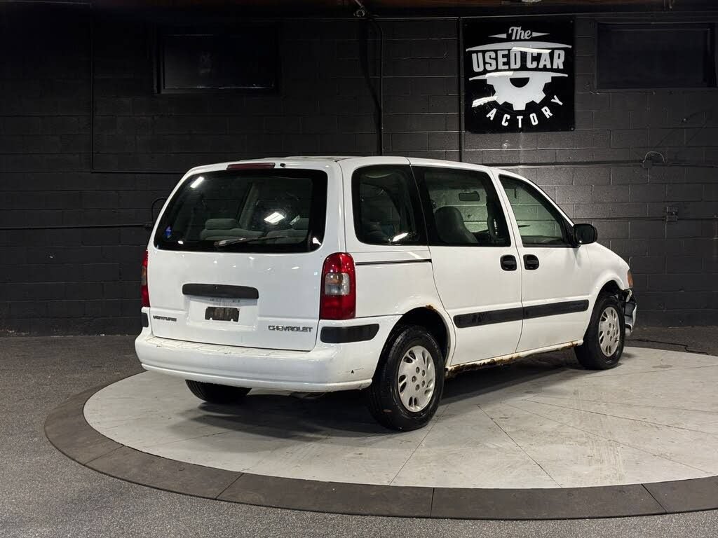 Used 1999 Chevrolet Venture FWD image 3