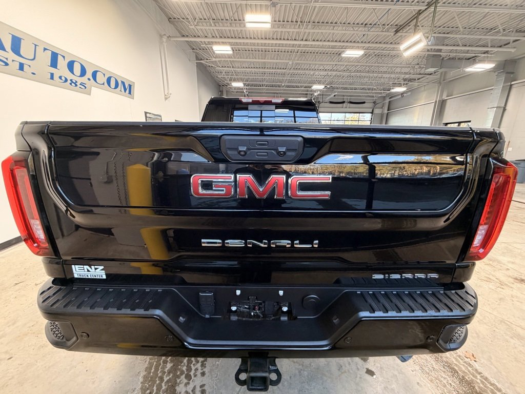 Used 2023 GMC Sierra 2500 Denali image 6