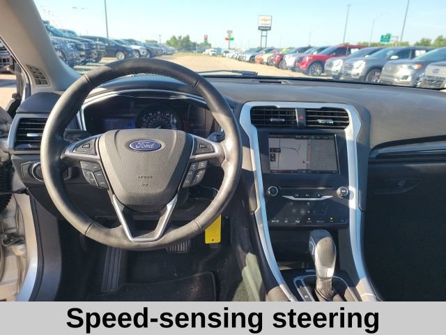 Used 2013 Ford Fusion SE FWD image 5