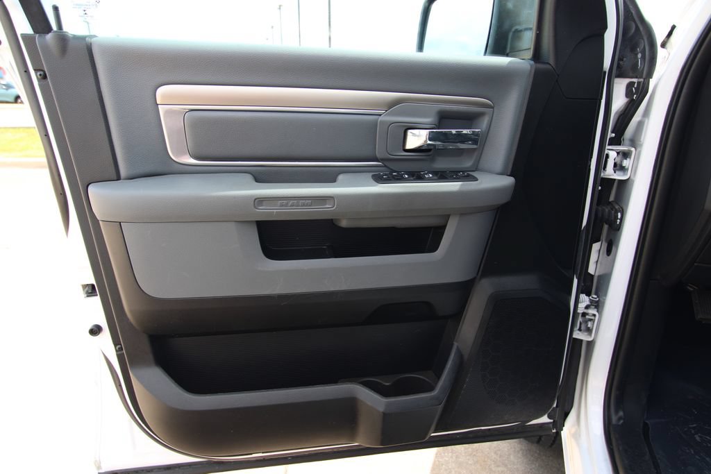 Used 2020 RAM 1500 Classic Warlock RWD image 30