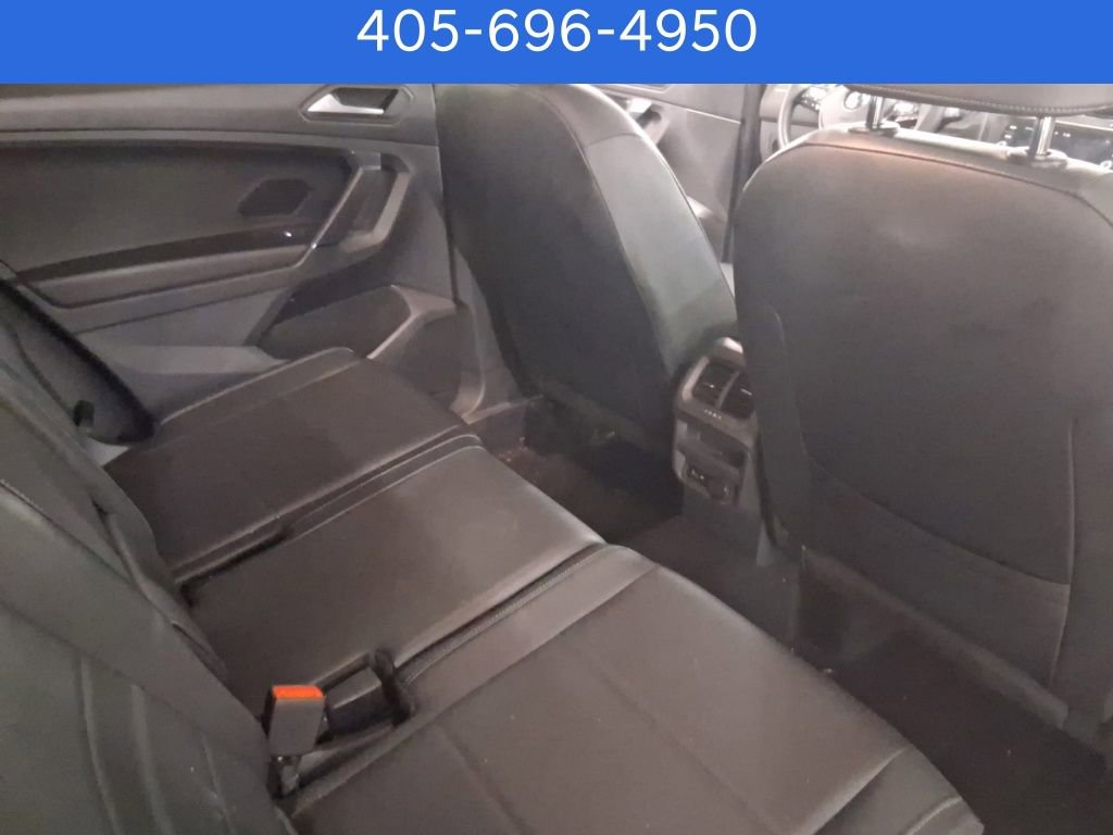 Used 2020 Volkswagen Tiguan SE image 11