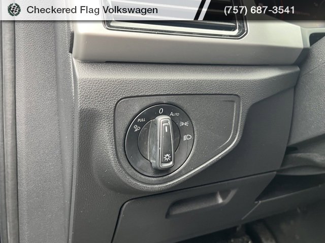 Used 2023 Volkswagen Atlas Cross Sport SE w/ Panoramic Sunroof Package image 17