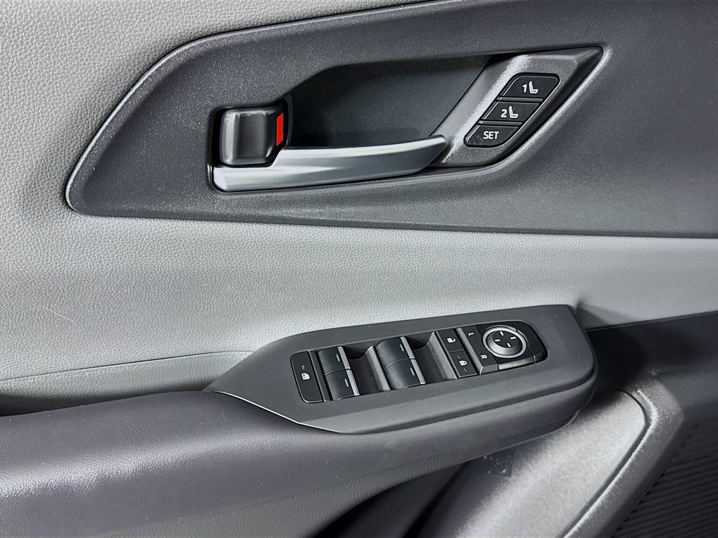 Used 2024 Toyota Prius Limited image 34