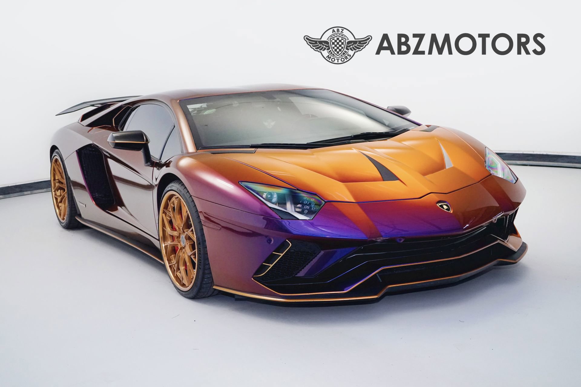 Used 2017 Lamborghini Aventador S image 1