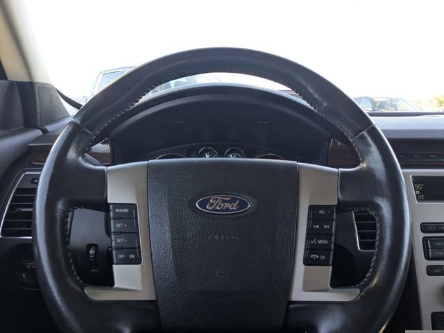 Used 2010 Ford Flex SEL image 19