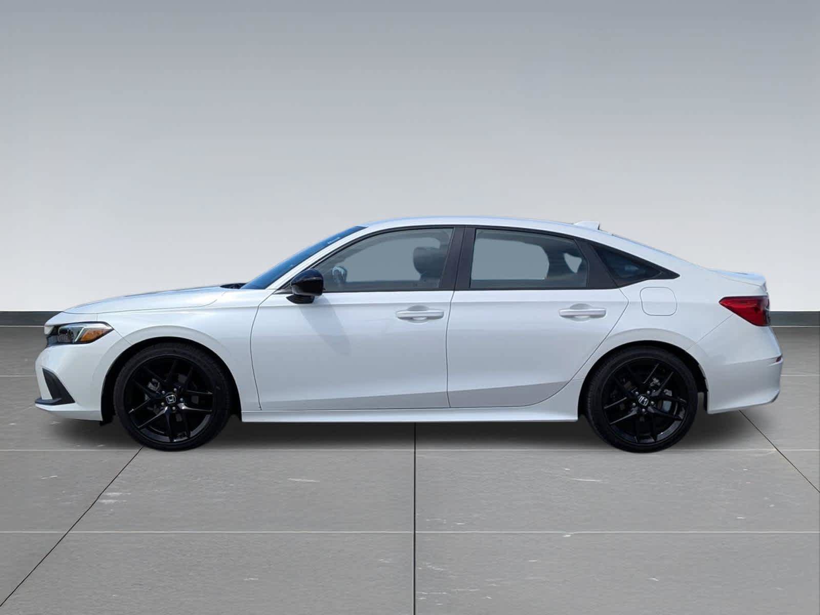 Used 2024 Honda Civic Sport image 3