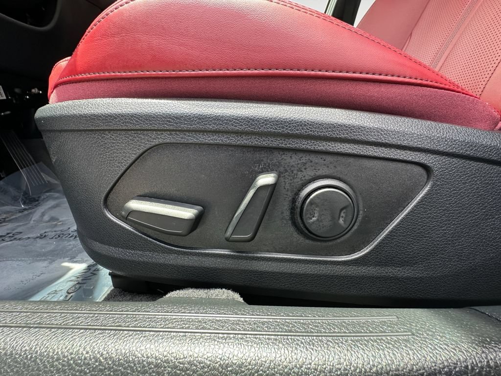 Used 2026 Kia K5 GT-Line w/ GT-Line Red Interior Package FWD image 17