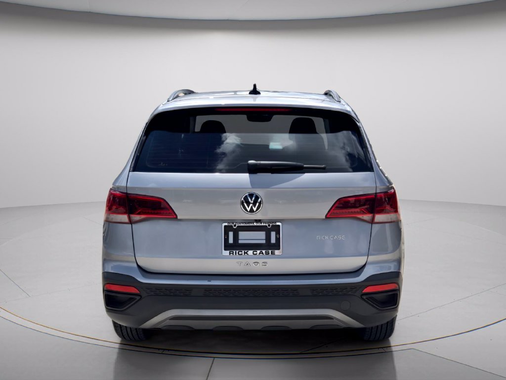 Used 2023 Volkswagen Taos S FWD image 5