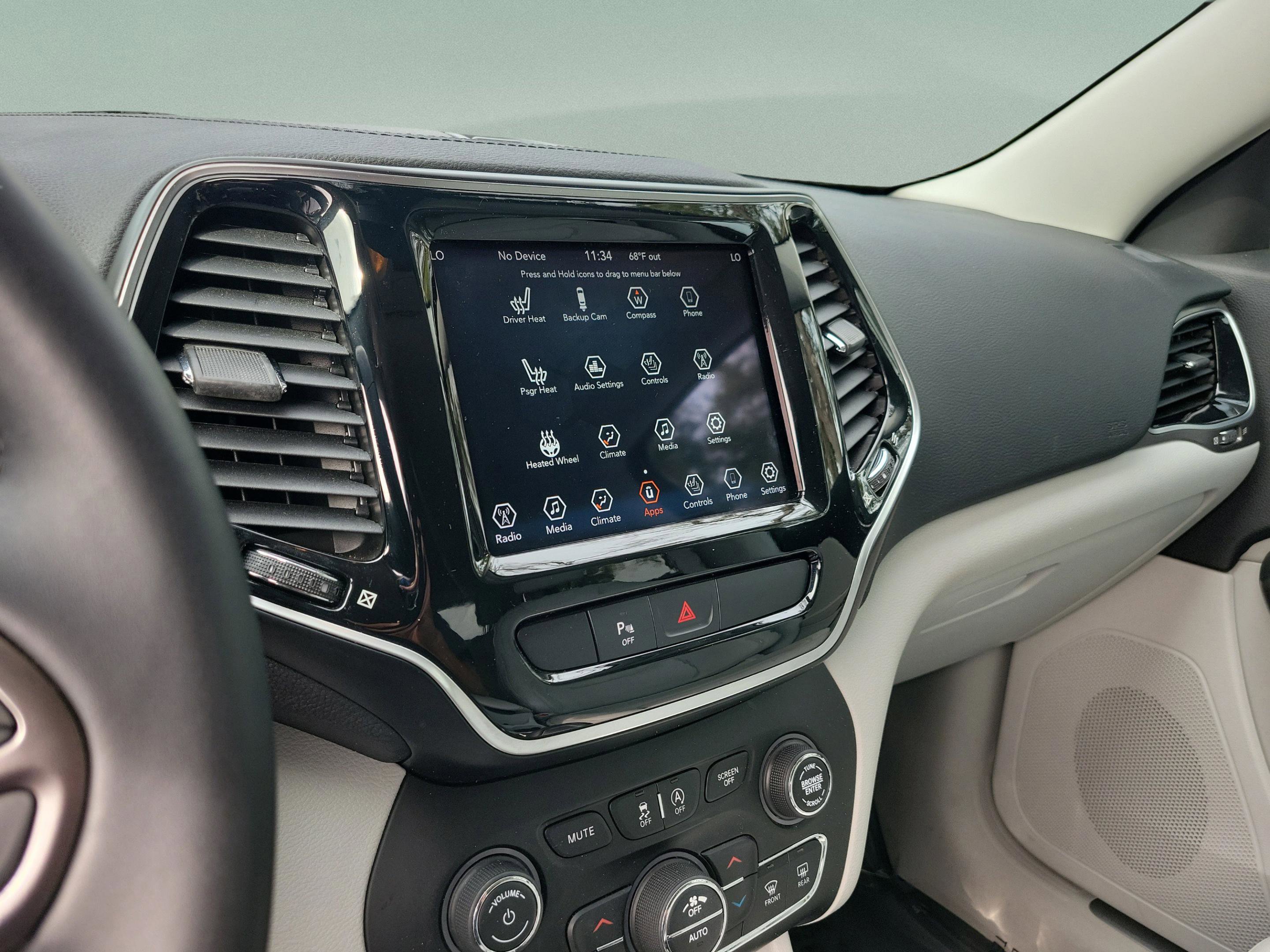 Used 2019 Jeep Cherokee Limited image 23