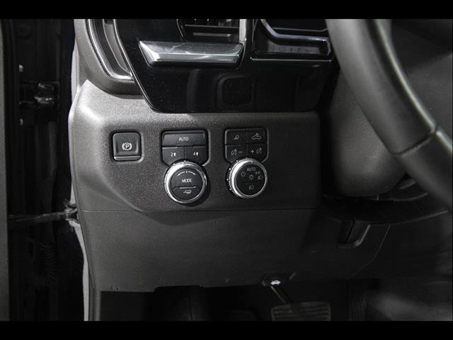 Used 2025 GMC Sierra 1500 SLT image 6